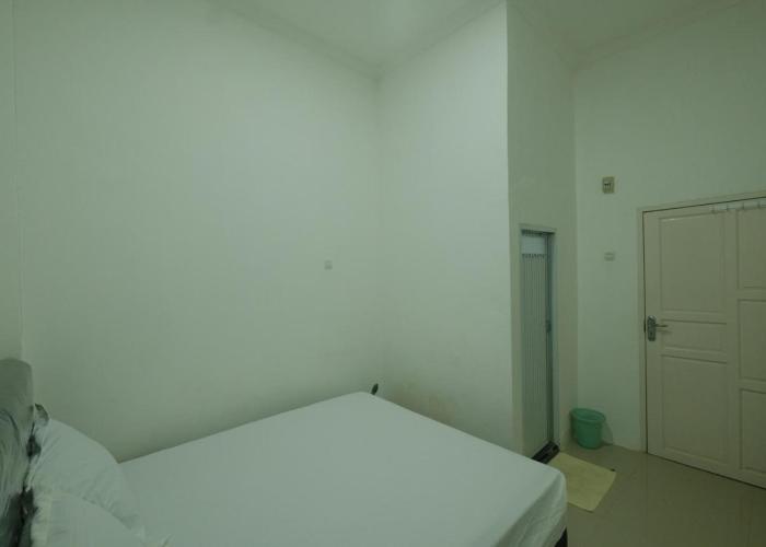 OYO 93306 Penginapan Permata Hijau Syariah Near Bukit Teletubbies