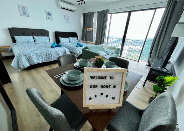 1-5 Pax Comfy Trefoil Studio-Walk to Setia City Mall & Setia City Convention Centre