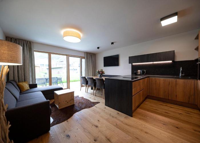 Lakeside Luxury Apartments