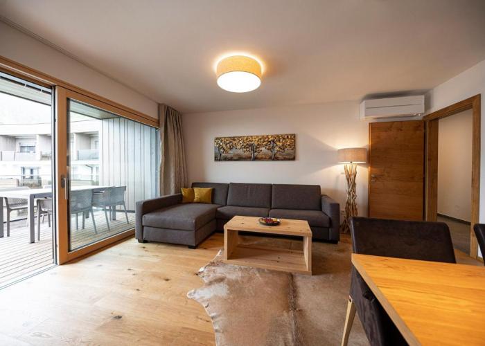 Lakeside Luxury Apartments