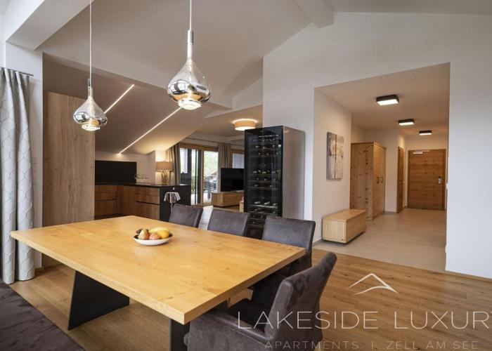Lakeside Luxury Apartments