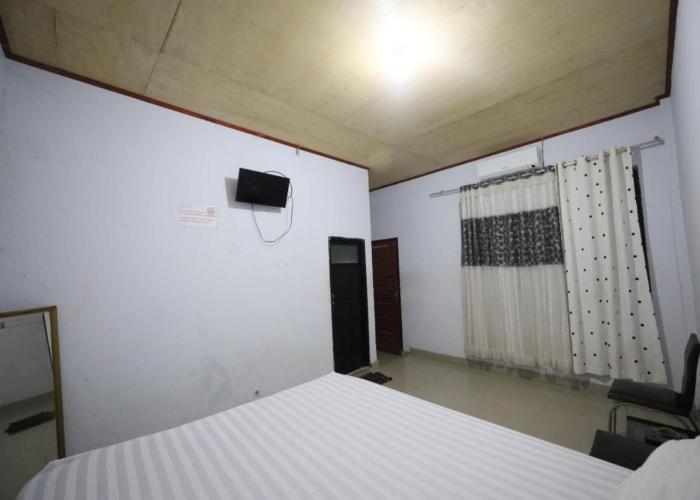 OYO 93306 Kos Citra Syariah Near Bukit Marezo