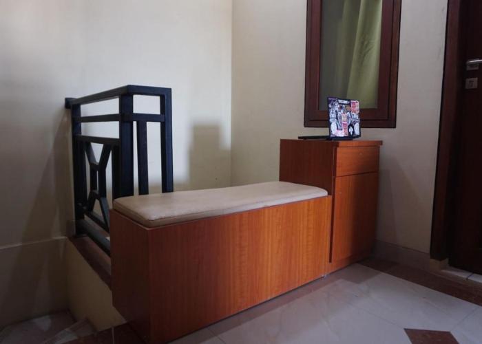 OYO 93306 Kos Citra Syariah Near Bukit Marezo