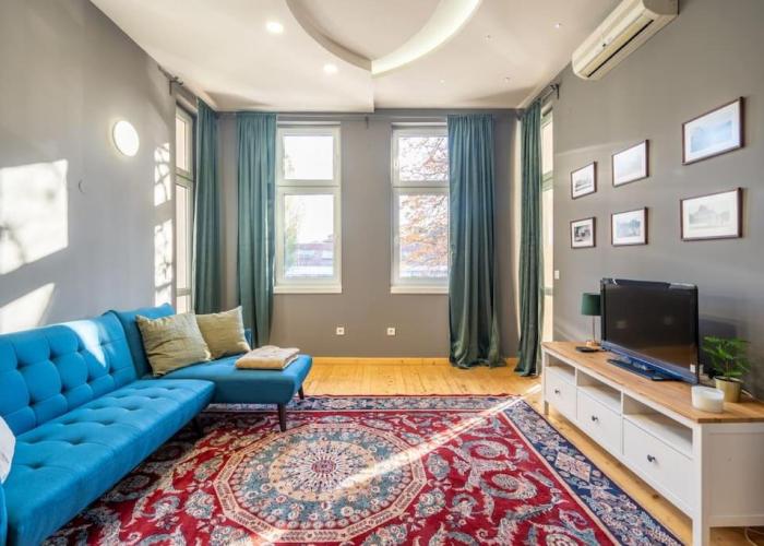 Stylish Stay - 2BDR, 2BTHR+ Free Parking