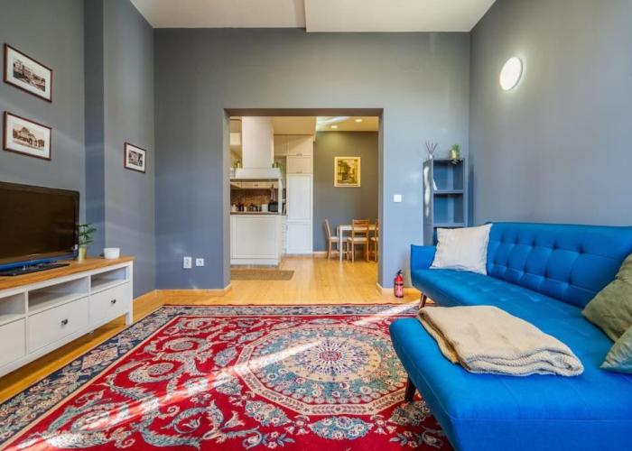 Stylish Stay - 2BDR, 2BTHR+ Free Parking