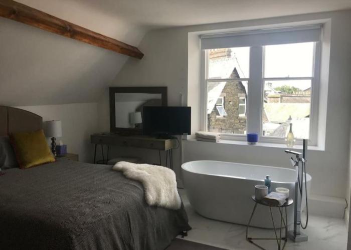 Windermere boutique penthouse