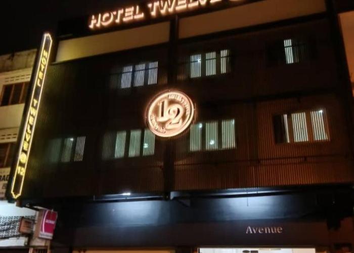 Hotel Twelve at 12 Kuantan Centre