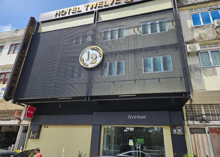 Hotel Twelve at 12 Kuantan Centre