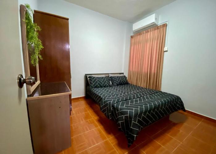 Izdisa Muslim Homestay For Muslim Groundfloor Pool view