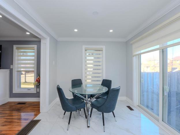 Elegant Home in Mississauga