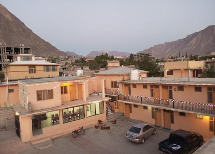 Bab e Gilgit Inn