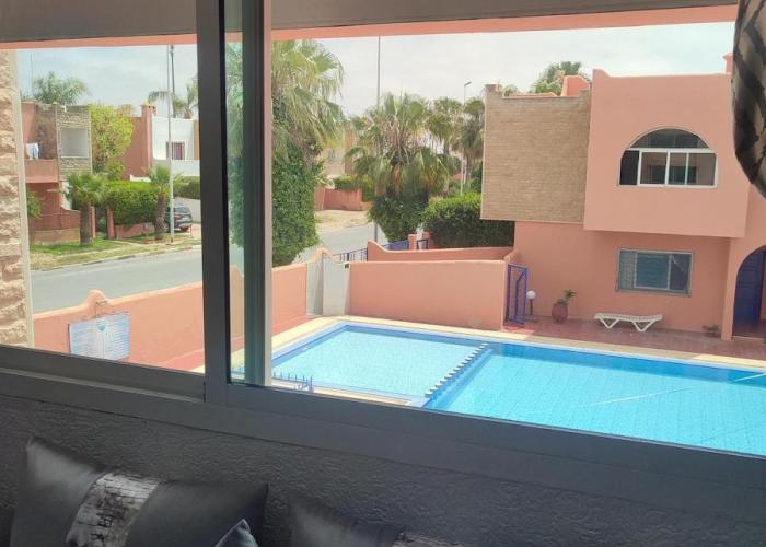 lux appartement avec piscine