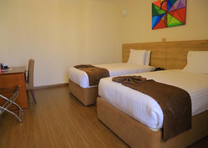 Black Horse Hotel