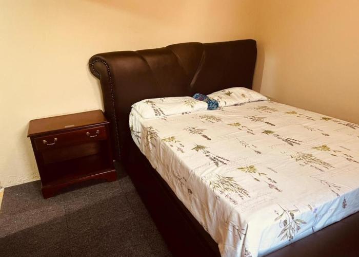 Mphatlalatsane BnB