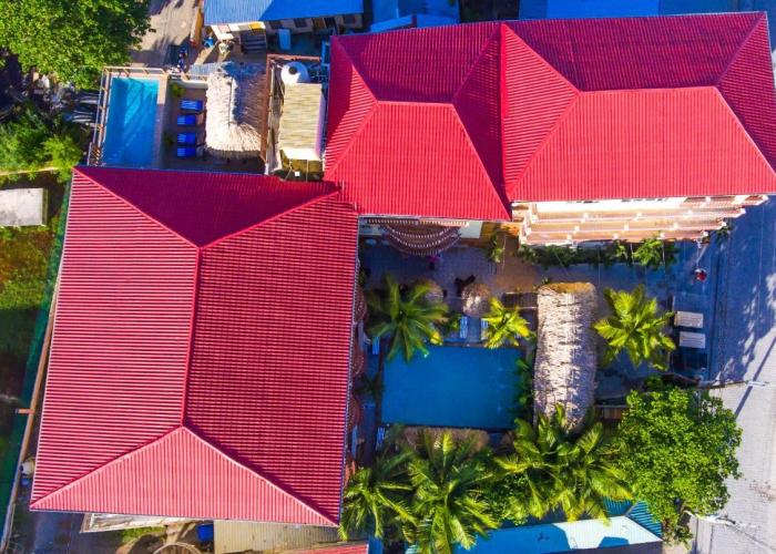 Tropical Palace Hotel