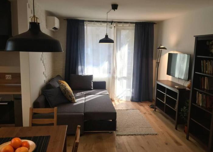 Centrally located , Brand new, cozy apartment with Parking