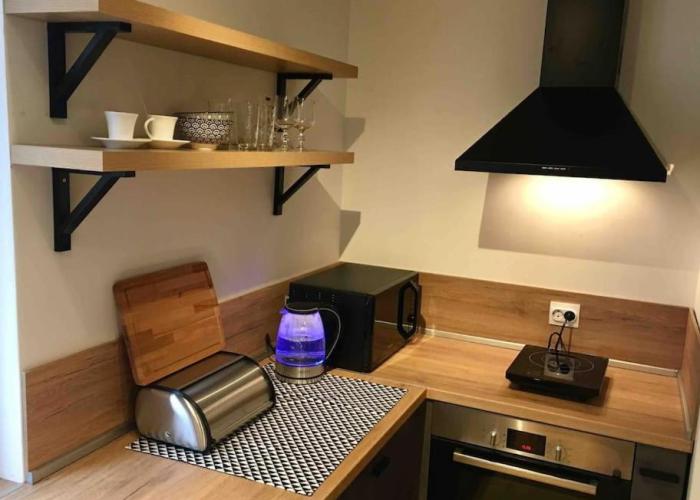 Centrally located , Brand new, cozy apartment with Parking