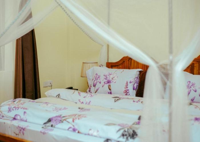 CM Luxury Lodge