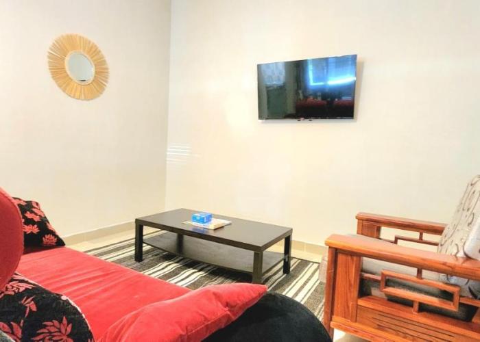 Number 6, Pebble Bay Appartments