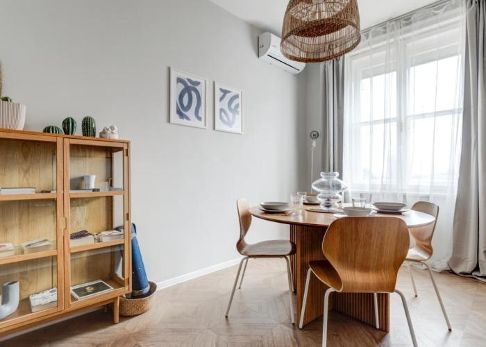 Sofia's Elegant Urban Retreat