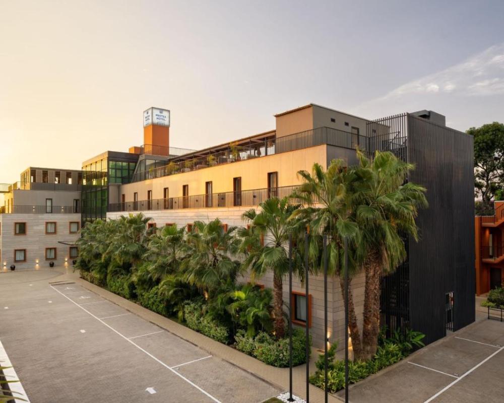 фото Protea Hotel by Marriott Luanda