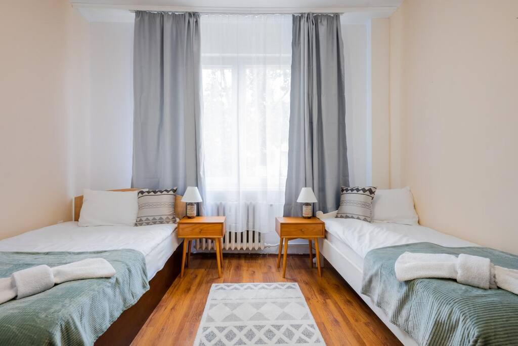 фото Spacious 3BD Central apartment