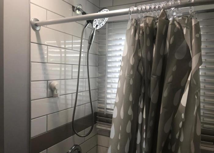 Spotless 2 Bedrooms Suite 2 in Winnipeg