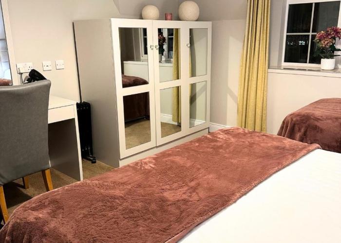 Spacious 2 bedroom apartment in Killarney