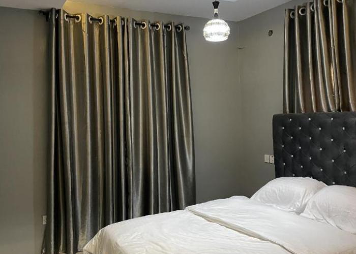 TWO BEDROOM LUXURY APT ops MOLLY SPECIALIST HOSPITAL