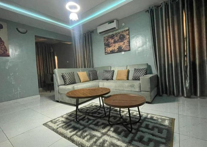TWO BEDROOM LUXURY APT ops MOLLY SPECIALIST HOSPITAL