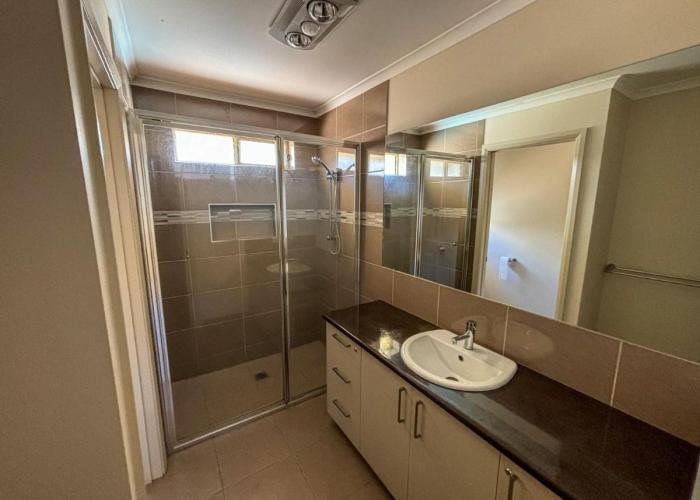 Woodlands Waterside Retreat