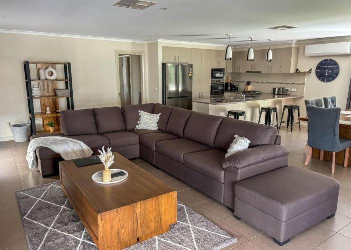 Woodlands Waterside Retreat