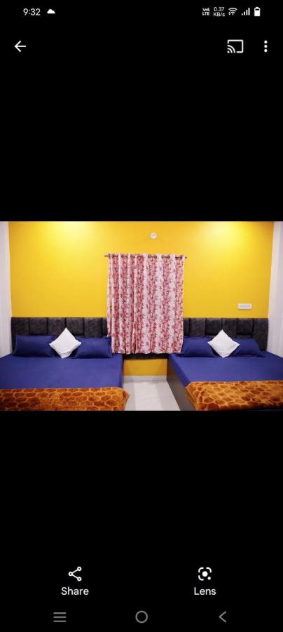 JAI BHOLE HOME STAY