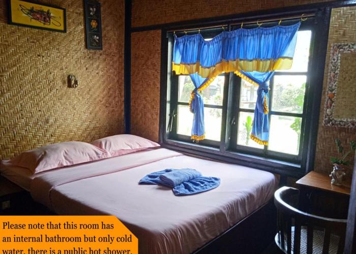 Yoschi's Hotel Bromo