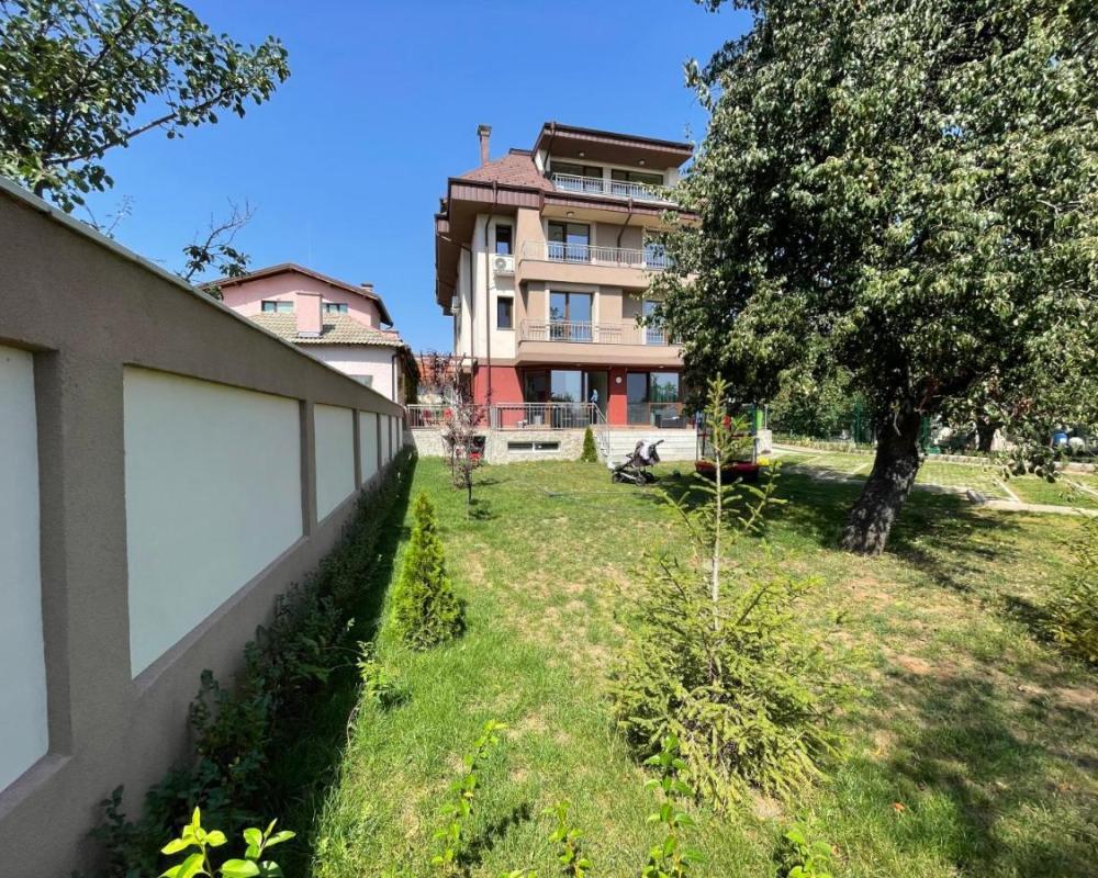 фото ZaraApartHotel
