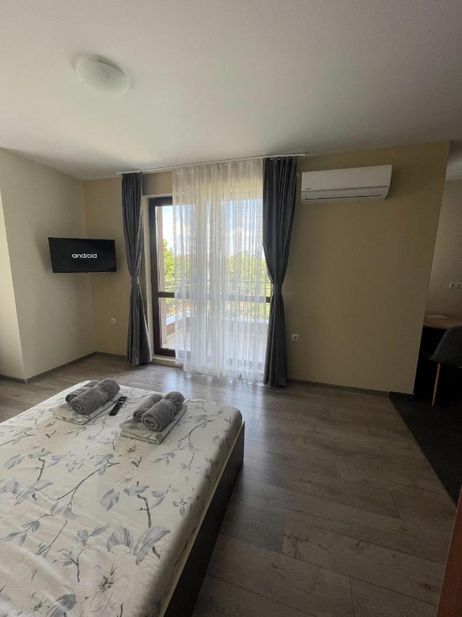 фото ZaraApartHotel