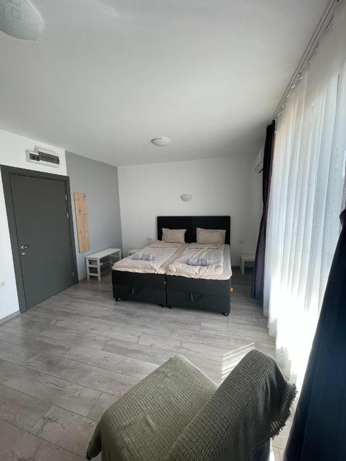 фото ZaraApartHotel