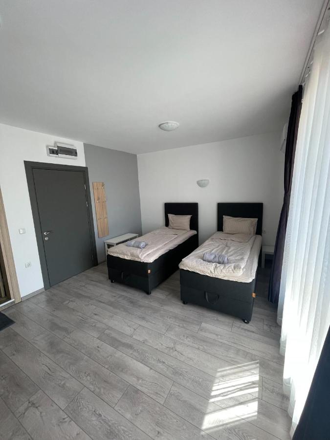фото ZaraApartHotel