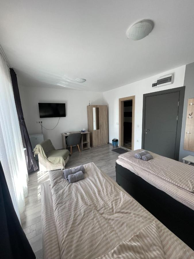 фото ZaraApartHotel