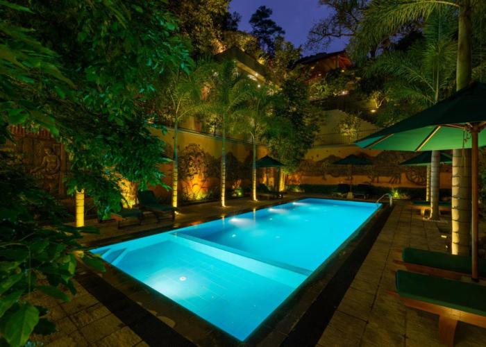 Villa Rumassala Luxury Chalets