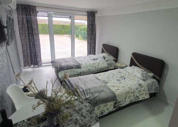 Cozzy apartment near the Aiport Podgorica