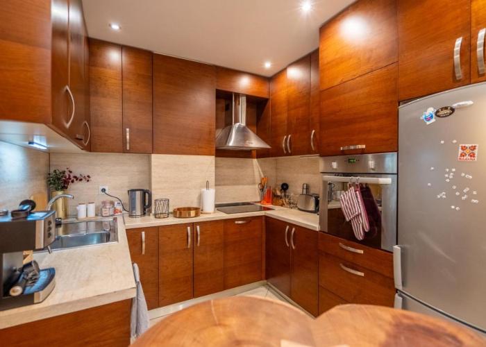 Premium comfy 2BDR Apt - Free Parking - Fast Wi-Fi