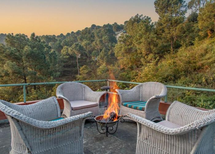 Green banglow resort kasauli