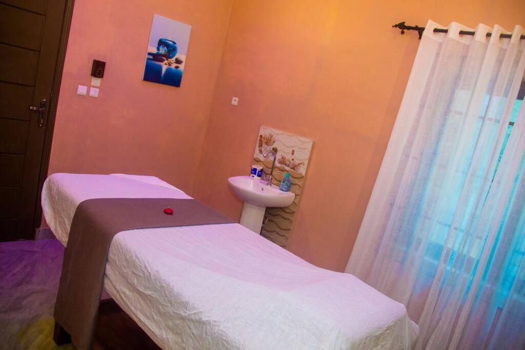 фото Chambre à 10 min de l'aéroport