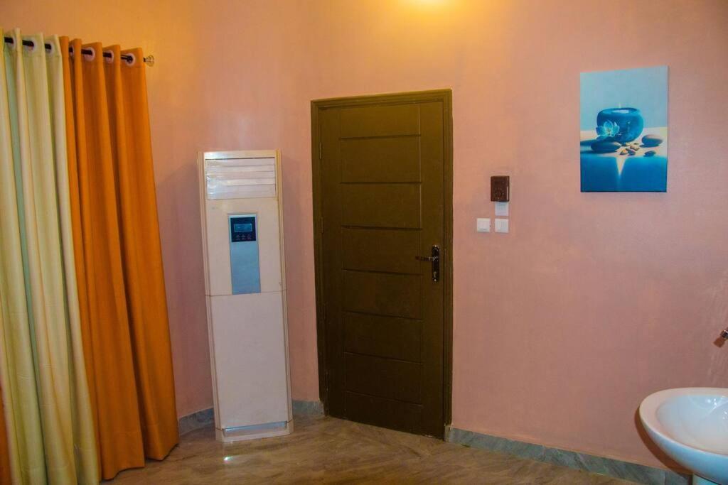 фото Chambre à 10 min de l'aéroport