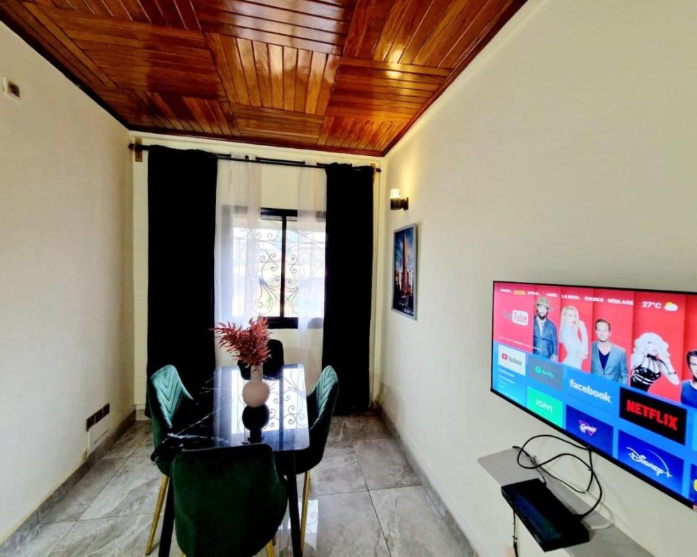 фото Apartment PARIS