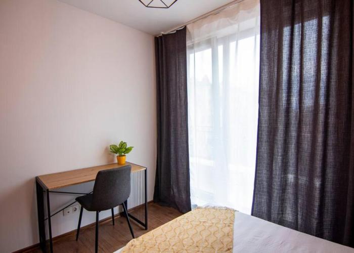 Apartment with private parking 2