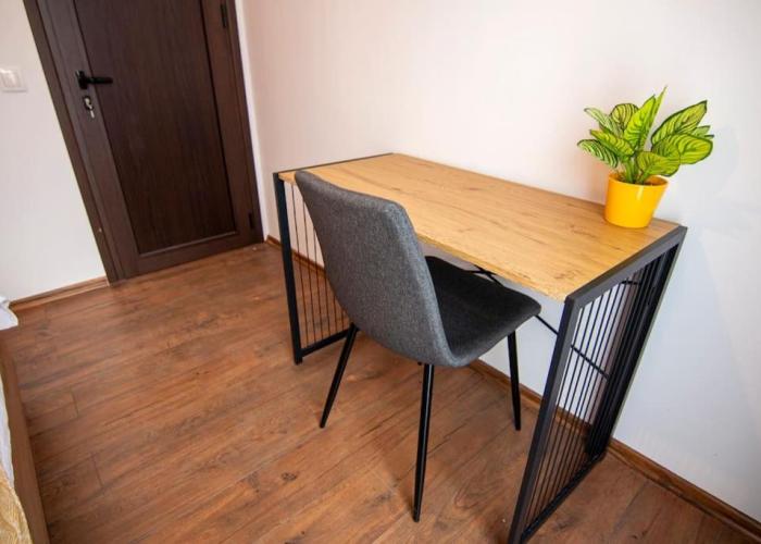 Apartment with private parking 2