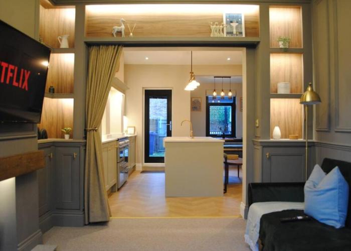 Cosy Renovated House in Warrington