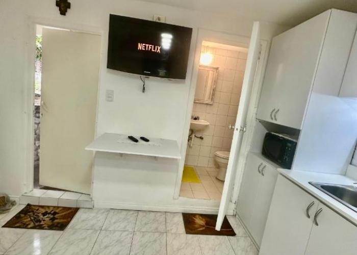 Estudio independiente, full equipo en excelente zona de Caracas